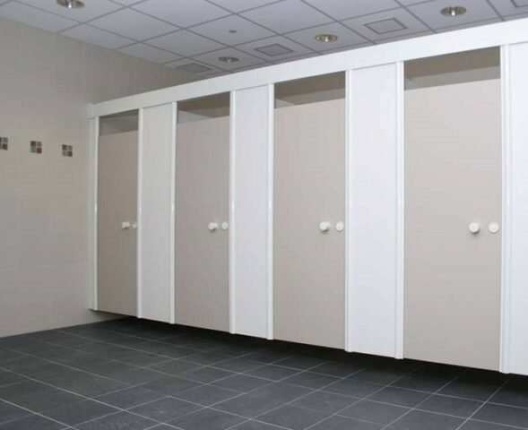 Giá tấm compact làm vách ngăn vệ sinh hiện nay là bao nhiêu?