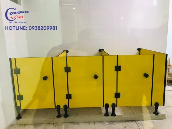Vật liệu Compact được ưa chuộng bởi nhiều tính năng ưu việt và giá cả hợp lí