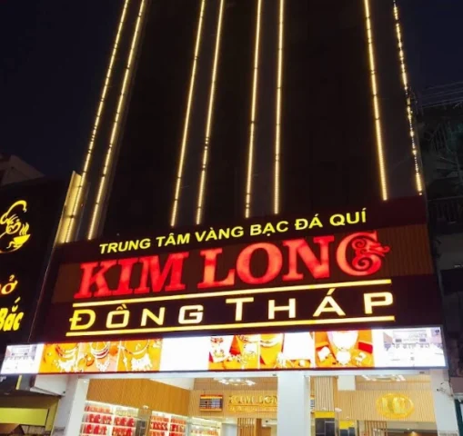 Cửa hàng Tiệm Vàng Kim Long Đồng Tháp lung linh về đêm
