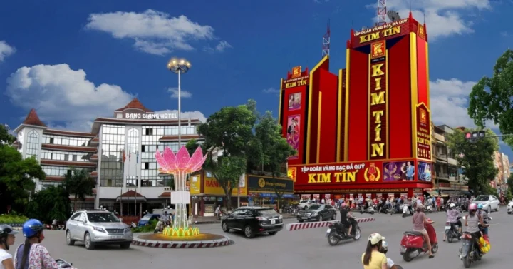 Sản phẩm trang sức tinh xảo của Kim Tín