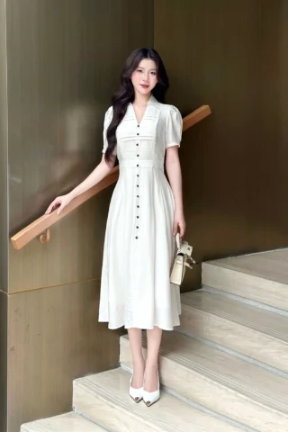 Mẫu Váy Đẹp 2026: Xu Hướng, Bí Quyết Chọn & Phối Đồ Thời Thượng Đầm trắng cổ sơ mi dáng xòe