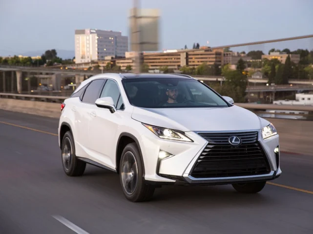 Lexus của nước nào? Lịch sử và Định vị thương hiệu xe sang Nhật Bản Đánh giá Lexus RX 300