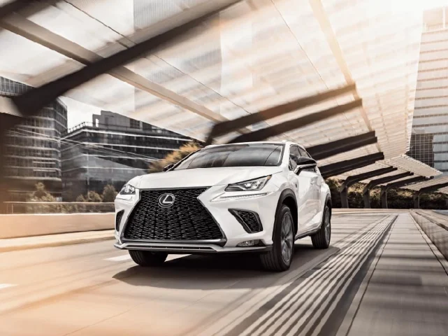Biểu đồ doanh số xe Lexus