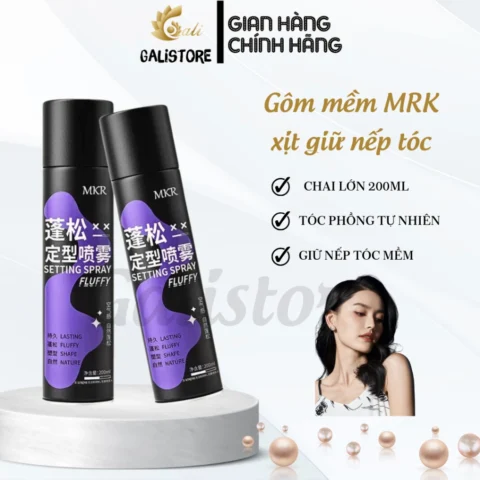 Xịt Giữ Nếp Tóc: Bí Quyết Cho Mái Tóc Hoàn Hảo Mọi Lúc Mọi Nơi Các loại xịt giữ nếp tóc trên kệ hàng