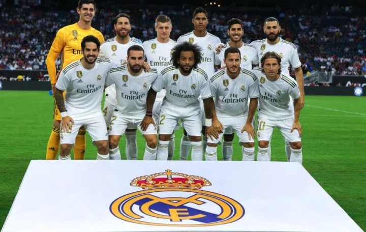 Cầu thủ Real Madrid ăn mừng bàn thắng