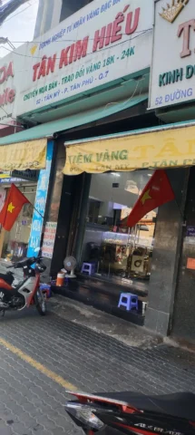 Cửa hàng vàng bạc đá quý uy tín tại Quận 7