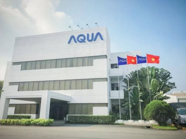 Aqua của nước nào? Khám phá nguồn gốc và chất lượng thương hiệu Dây chuyền sản xuất sản phẩm Aqua