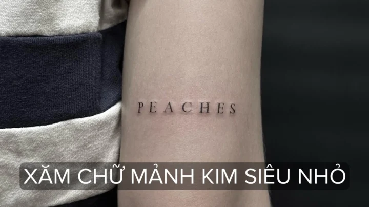 Hình xăm chữ in hoa đầy ý nghĩa trên cánh tay