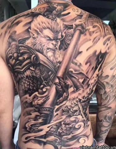 hinh-xam-ep-bit-lung-huong-dan-chon-mau-tattoo-oc-ao-2026_493