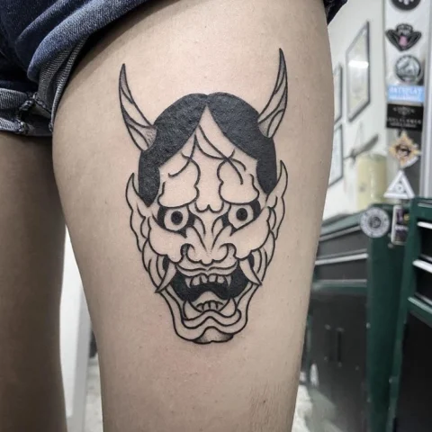 Xăm Quỷ Dạ Xoa: Ý Nghĩa Sâu Sắc và Những Mẫu Tattoo Độc Đáo 2026 Hình xăm Quỷ Dạ Xoa với khuôn mặt dữ tợn và biểu cảm phức tạp