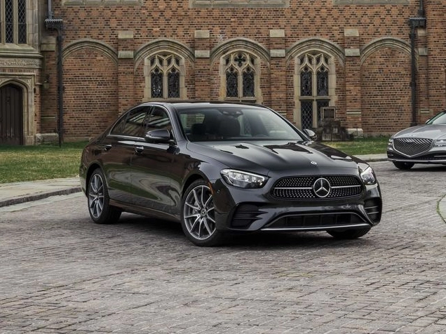 Mercedes của nước nào? Hé lộ nguồn gốc và lịch sử Logo Mercedes-Benz và một số mẫu xe