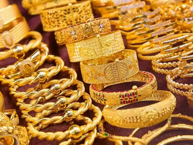 Lưu ý khi mua vàng 610