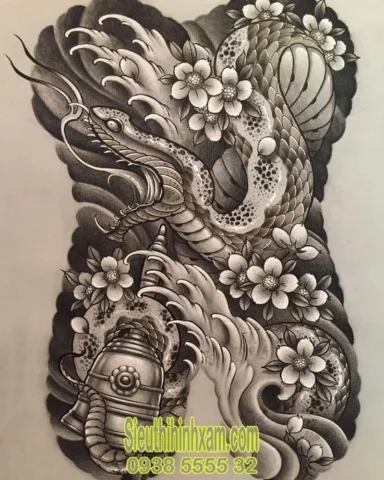Mẫu hình xăm bít lưng phong cách Mandala'></p>
<h2>Lời Khuyên Chuyên Sâu Cho Người Muốn Sở Hữu Hình Xăm Bít Lưng</h2>
<h3>1. Tìm Kiếm Thợ Xăm Uy Tín và Có Chuyên Môn</h3>
<p>Đây là yếu tố QUAN TRỌNG NHẤT. Một hình xăm bít lưng là một dự án lớn, đòi hỏi kỹ năng, kinh nghiệm và sự tỉ mỉ của thợ xăm. Hãy:</p>
<ul>
  <li>Nghiên cứu kỹ portfolio của thợ xăm, xem các tác phẩm trước đây của họ, đặc biệt là các hình xăm full back.</li>
  <li>Tìm kiếm các đánh giá, phản hồi từ những khách hàng trước đó.</li>
  <li>Trao đổi thẳng thắn với thợ xăm về ý tưởng, mong muốn của bạn để đảm bảo sự phù hợp về phong cách và kỹ thuật.</li>
</ul>
<h3>2. Lên Kế Hoạch Chi Tiết và Kiên Nhẫn</h3>
<p>Hình xăm bít lưng không thể hoàn thành trong một buổi. Quá trình này có thể kéo dài nhiều buổi, tùy thuộc vào độ phức tạp và kích thước của hình xăm. Hãy chuẩn bị tinh thần và:</p>
<ul>
  <li>Làm việc chặt chẽ với thợ xăm để lên lịch các buổi xăm phù hợp.</li>
  <li>Hiểu rõ rằng việc xăm sẽ cần nhiều thời gian và có thể gây đau đớn.</li>
  <li>Tuân thủ các hướng dẫn chăm sóc sau xăm của thợ để đảm bảo hình xăm lên màu đẹp và bền lâu.</li>
</ul>
<p style=