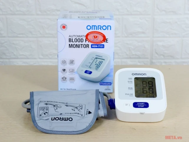 Máy đo huyết áp Omron Hem-7121