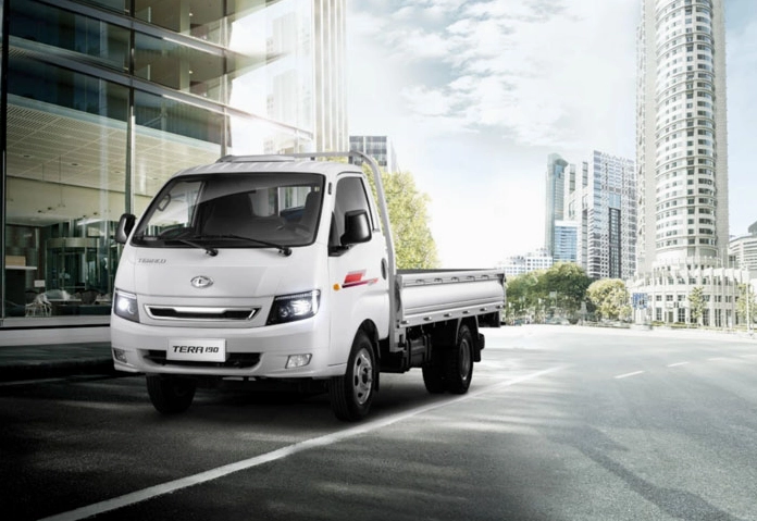Xe Tải Teraco Của Nước Nào? Hé Lộ Nguồn Gốc & Đánh Giá Chi Tiết Nội thất xe tải Teraco