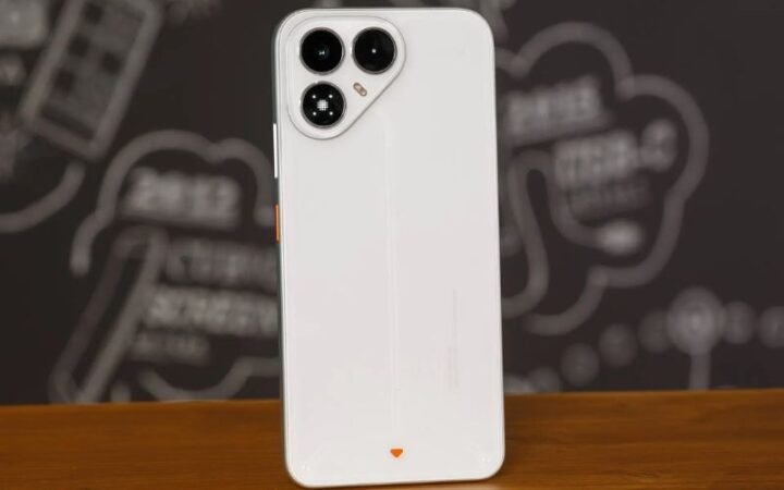 tecno-cua-nuoc-nao