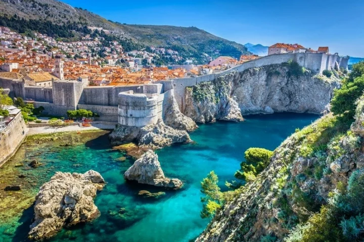 Croatia Là Nước Nào? Khám Phá Vẻ Đẹp Địa Trung Hải 2026 Thành phố Dubrovnik của Croatia