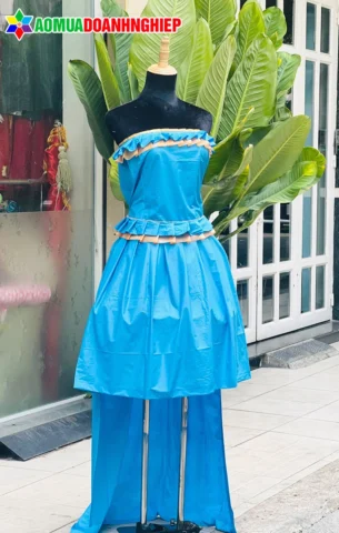 Thiết kế thời trang tái chế từ áo mưa ấn tượng