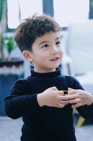 Tóc xoăn layer cho bé trai