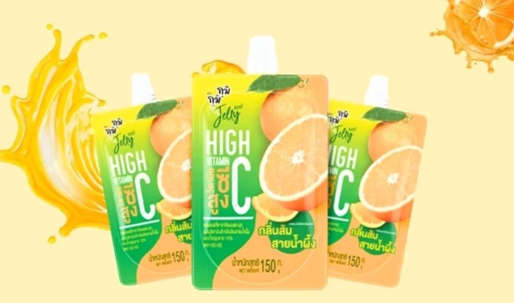 Nên uống nước cam vào lúc nào? Cẩm nang chi tiết cho sức khỏe 2026 Trẻ em thưởng thức nước cam