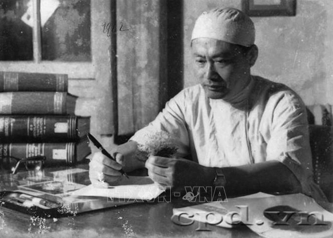 ai-la-nguoi-phat-minh-ra-phuong-phap-mo-gan-kho_747
