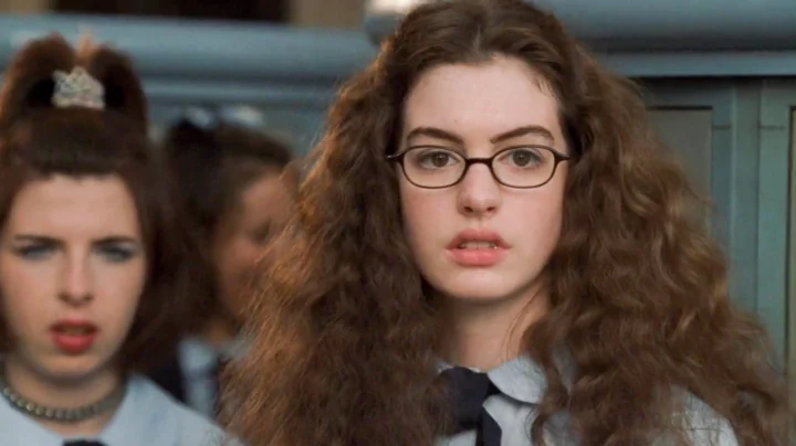 Anne Hathaway trong The Witches