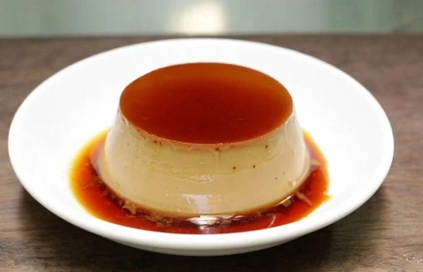 Caramel là gì? Khám phá thế giới sốt ngọt thơm lừng Bánh flan caramel thơm ngon