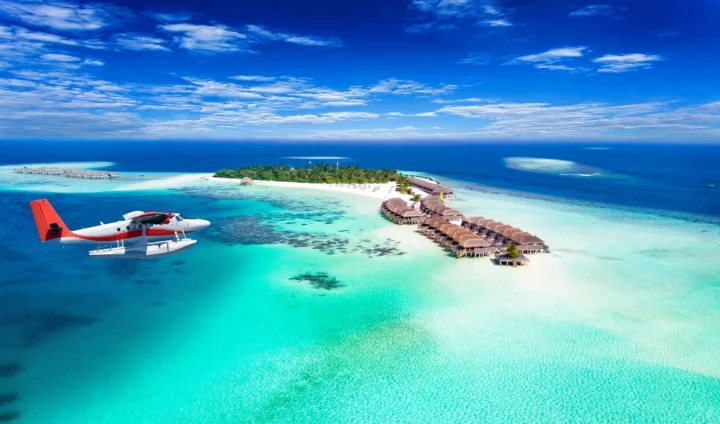 Cảnh hoàng hôn tuyệt đẹp trên biển Maldives