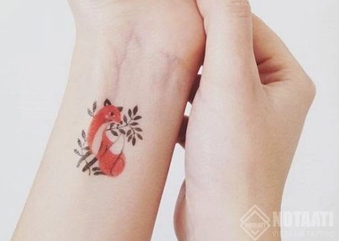 Cặp hình xăm hồ ly mini cho đôi bạn thân