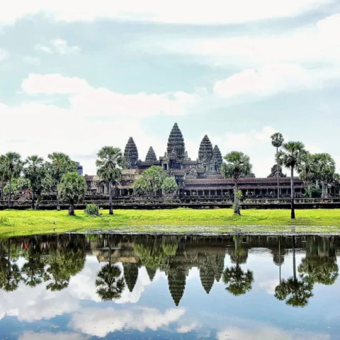 cau-o-kien-thuc-vua-nao-xay-dung-en-angkor-wat_741