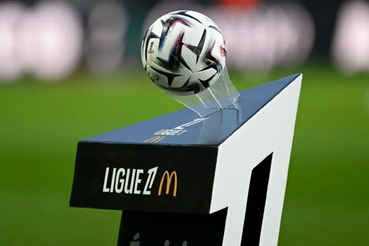 Ligue 1 Được Thành Lập Vào Năm Nào? Lịch Sử & Sự Phát Triển Cầu thủ ăn mừng bàn thắng tại Ligue 1
