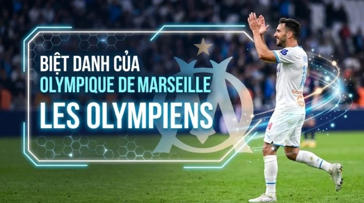 Cầu thủ Olympique de Marseille nâng cao cúp vô địch
