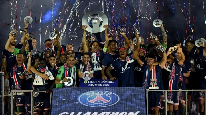 Đội bóng nào vô địch Ligue 1 mùa giải 2021-2022? Phân tích chi tiết Cầu thủ PSG thi đấu trên sân