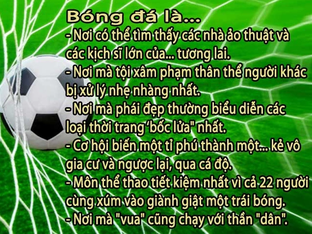 Cầu thủ tranh bóng trên sân