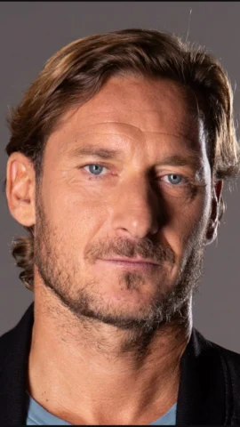 francesco-totti-huyen-thoai-as-roma-va-di-san-bat-tu_619