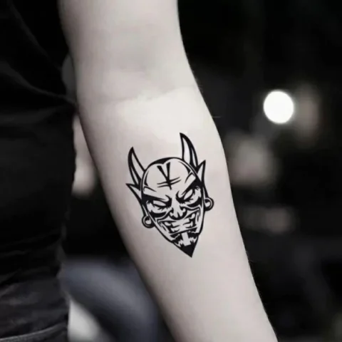 Hình Xăm Mặt Quỷ: Ý Nghĩa Sâu Sắc và 40+ Mẫu Tattoo 2026 Hình xăm mặt quỷ phong cách Nhật Bản
