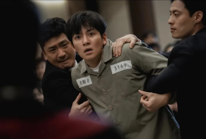Ji Chang-wook Phim: Khám Phá Sự Nghiệp Rực Rỡ Của "Hoàng Tử Châu Á" Ji Chang-wook trong một sự kiện