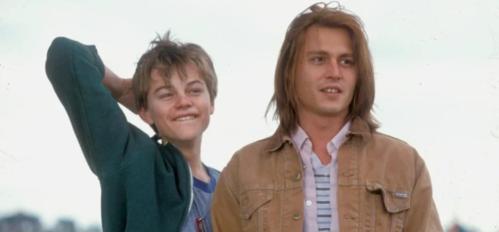 Leonardo DiCaprio và Johnny Depp trong What's Eating Gilbert Grape