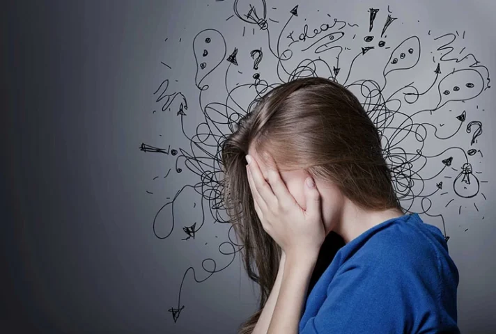 Giải Mã Cảm Giác Bồn Chồn Lo Lắng: Nguyên Nhân và Cách Đối Phó Hiệu Quả Người mất ngủ vì lo lắng