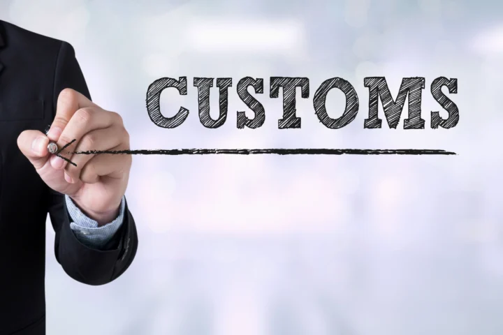 Nội thất custom theo yêu cầu