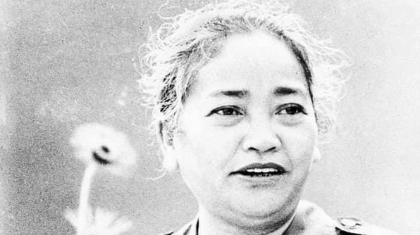 Đội hình nữ chiến sĩ Việt Nam