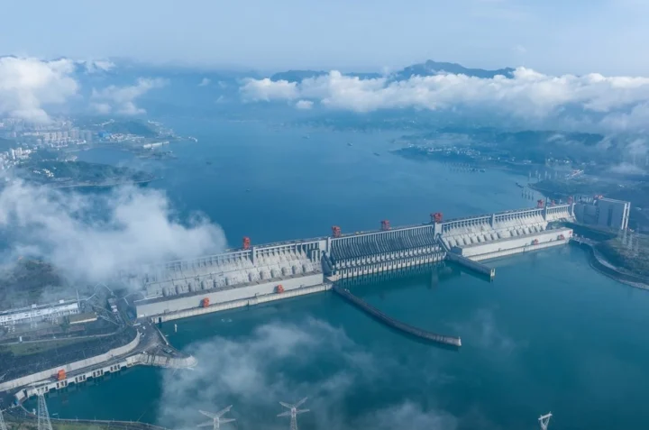 Đập Tam Hiệp Trung Quốc: Sự Thật Đằng Sau Siêu Dự Án Thế Kỷ Toàn cảnh Đập Tam Hiệp nhìn từ trên cao